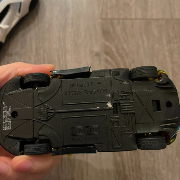 2017 FORT GT and McLaren P1 - Picture 3 of 5